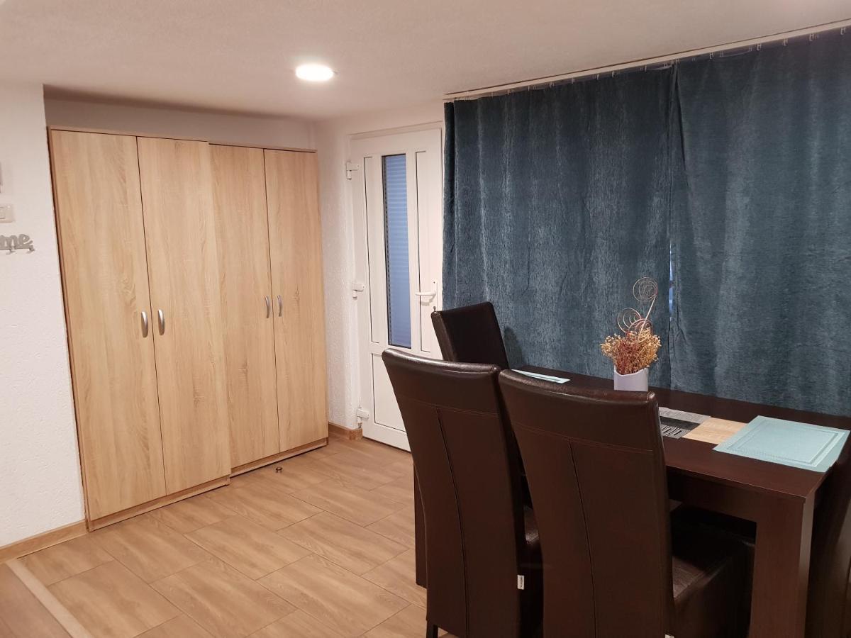 Appartamento Casa Gina Arad Esterno foto